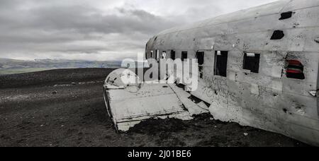 Échelle de gris de l'avion DC 3 épaté dans le sud de l'Écosse Banque D'Images