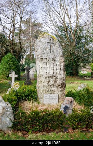 Memorial à l'explorateur africain Henry Morton Stanley à St Michael et à tous les chantiers navals d'Angels dans le village de Pirbright, près de Woking, Surrey, au sud-est de l'Angleterre Banque D'Images