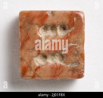 Cachet, Tabloïd. Iran ou Mésopotamie, environ 3000 av. J.-C. Outils et équipement; joints. Marbre rose Banque D'Images