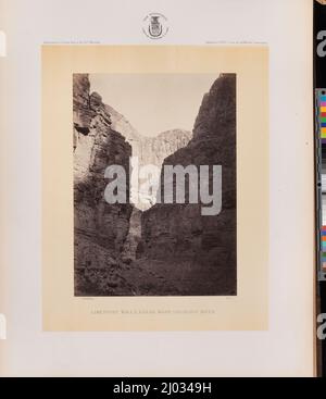 Murs de calcaire, lavage de Kanab, fleuve Colorado. William Abraham Bell (Angleterre, États-Unis actifs, 1841-1920). États-Unis, 1872, imprimé en 1873. Photographies. Imprimé argent en couleur albumine Banque D'Images