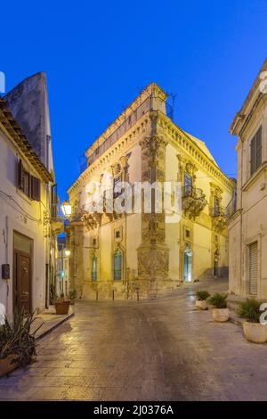 Palais Beneventano, Scicli, Val di Noto, site du patrimoine mondial de l'UNESCO, Ragusa, Sicile, Italie, Europe Banque D'Images