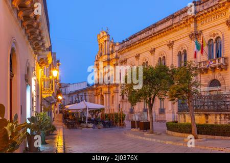 Scicli, Val di Noto, site du patrimoine mondial de l'UNESCO, Ragusa, Sicile, Italie, Europe Banque D'Images