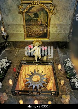 Erscheinungsgrotte, Grotte, Wallfahrtskirche Basilika Vierzehnheiligen BEI Bad Staffelstein, Landkreis Lichtenfels, Oberfranken, Bayern, Allemagne Banque D'Images