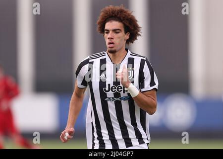 Vinovo, Italie, 15th mars 2022. Felix Nzouango de Juventus lors du match de la Ligue des jeunes de l'UEFA au Centre Juventus, Vinovo. Crédit photo à lire: Jonathan Moscrop / Sportimage crédit: Sportimage / Alay Live News Banque D'Images