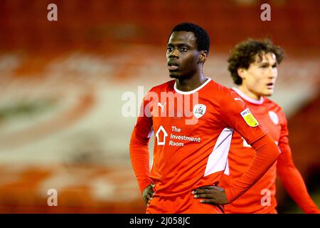 Oakwell, Barnsley, Angleterre - 15th mars 2022 Claudio Gomes (17) de Barnsley - pendant le jeu Barnsley v Bristol City, Sky Bet EFL Championship 2021/22, à Oakwell, Barnsley, Angleterre - 15th mars 2022 crédit: Arthur Haigh/WhiteRosePhotos/Alamy Live News Banque D'Images