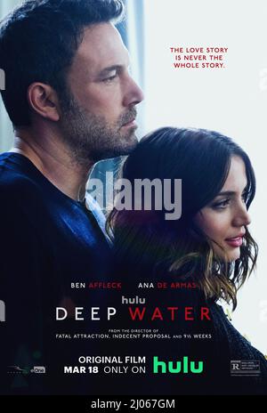 DATE DE SORTIE: 18 mars 2022 TITRE: Deep Water. STUDIO: 20th Century Studios. DIRECTEUR: Adrian Lyne. COMPLOT : un mari bien-à-faire qui permet à sa femme d'avoir des affaires afin d'éviter un divorce devient un suspect de premier plan dans la disparition de ses amoureux. AVEC: BEN AFFLECK comme Vic, ANA DE ARMAS comme Melinda poster Art. (Credit image: © 20th Century Studios/Entertainment Pictures) Banque D'Images