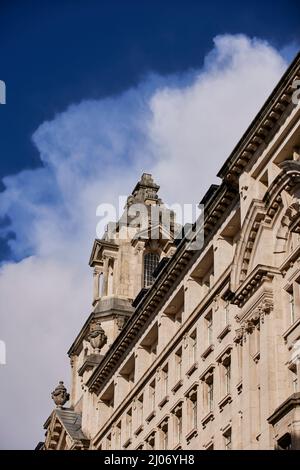 BRUNTWOOD PROPRIÉTÉ Portland Stone style édouardien baroque Manchester St James Building Grade II bâtiment classé Oxford Street. Banque D'Images