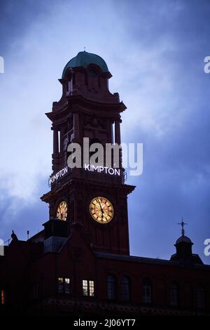 Manchester Kimpton Clocktower Hotel la nuit Banque D'Images