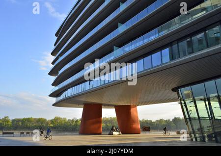 River House - aménagement résidentiel moderne sur la rive du Danube à Bratislava Slovaquie. Banque D'Images