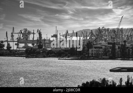 Vue panoramique sur la ville industrielle de Mariupol, Ukraine Banque D'Images