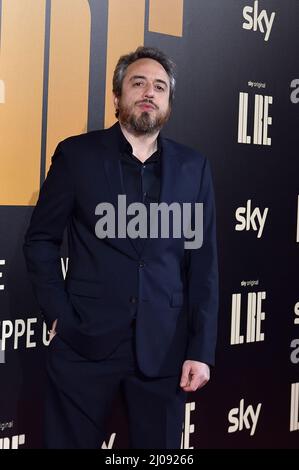 Rome, Italie. 17th mars 2022. Le réalisateur Giuseppe Gagliardi assiste à la première de la série télévisée. Il Re, à Rome, (Italie).Mars 16th 2022 crédit: dpa Picture Alliance/Alay Live News Banque D'Images