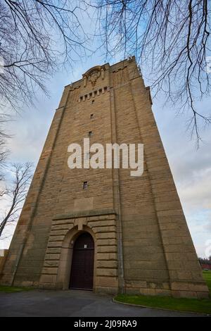 La Westgate Water Tower, également connue sous le nom de Lincoln Water Tower, est une tour d'eau historique, datant de l'AD 1911. Conçu par Sir Reginald Blomfield pour lo Banque D'Images