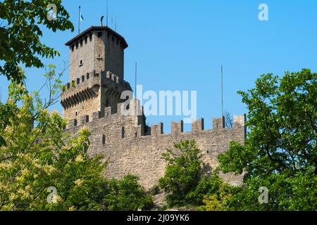 Forteresse de Guaita sur le Mont Titano, première tour des trois tours de Saint-Marin, République de Saint-Marin Banque D'Images