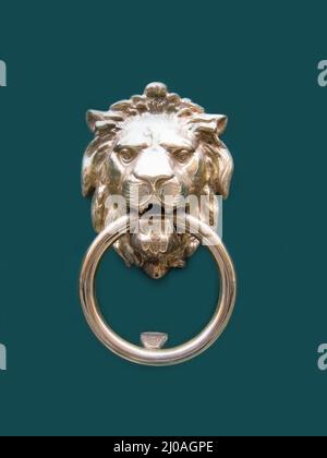 Tête de porte-lion Banque D'Images