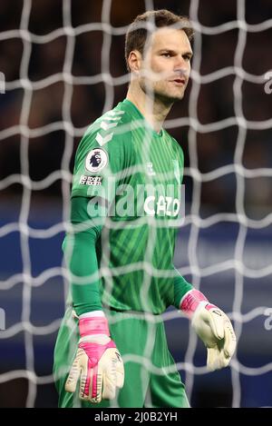 Liverpool, Royaume-Uni. 17th mars 2022. Asmir Begovic d'Everton pendant le match de la Premier League à Goodison Park, Liverpool. Crédit photo à lire: Darren Staples / Sportimage crédit: Sportimage / Alay Live News Banque D'Images