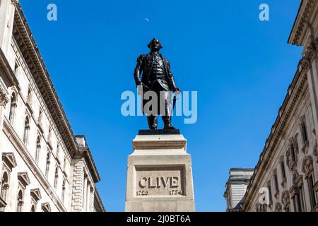 Angleterre, Londres, Whitehall, statue de Clive of India Banque D'Images