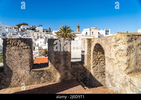 Wachturm der Casa del Mayorazgo und die weissen Häuser von Vejer de la Frontera, Andalusien, Espagnol | Casa del Mayorazgo horlogerie et le blanc Banque D'Images