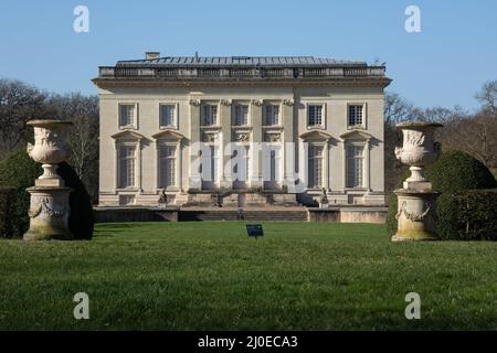 Saint Barthelemy d'Anjou, Angers, France - 27 février 2022 : ce château abritait un centre de communication Kriegsmarine U-boot pendant l'occupation allemande Banque D'Images