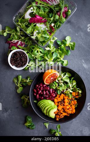 Salade de quinoa Banque D'Images