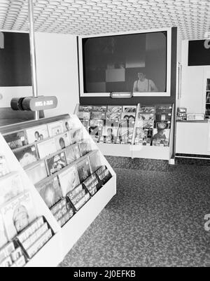 Premier coup d'œil au nouveau magasin Tesco, Angleterre, samedi 20th octobre 1979. (Emplacement à confirmer) Banque D'Images