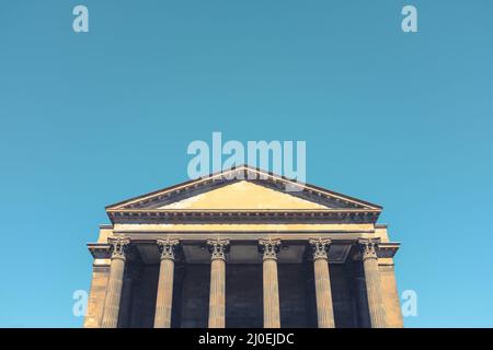 Architecture de style grec avec colonnes Banque D'Images