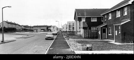 Maisons d'apprenti sur le domaine de Gurnos, Merthyr. Les maisons coûtent £20 000 par pièce - deux fois le prix normal d'une nouvelle habitation en conseil. 25th juin 1979. Banque D'Images