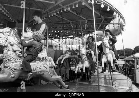 La foire des hoppings, tenue sur la ville de Moor à Newcastle upon Tyne, Tyne et Wear. 28th juin 1978. Banque D'Images