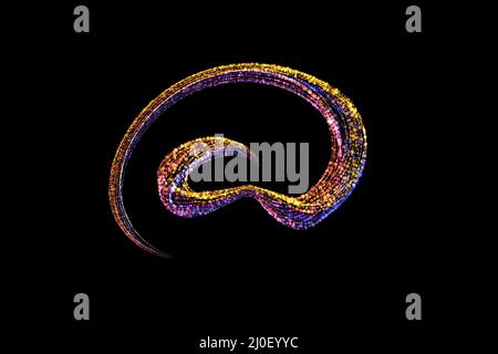 Lettrage de signe d'e-mail fabriqué par des particules colorées isolées sur arrière-plan noir Banque D'Images