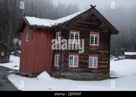 Le musée Vest-Telemark expose d'anciennes fermes de Telemark en Norvège. Banque D'Images
