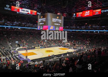 Phoenix, États-Unis. 18th mars 2022. Vue générale à l'intérieur du Footprint Center pendant le match de la National Basketball Association entre les Chicago Bulls et les Phoenix Suns au Footprint Center de Phoenix, Arizona. Edwin Rodriguez/SPP crédit: SPP Sport presse photo. /Alamy Live News Banque D'Images