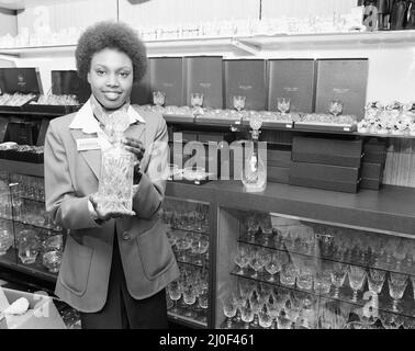 Premier coup d'œil au nouveau magasin Tesco, Angleterre, samedi 20th octobre 1979. (Emplacement à confirmer) Banque D'Images