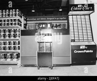 Premier coup d'œil au nouveau magasin Tesco, Angleterre, samedi 20th octobre 1979. (Emplacement à confirmer) Banque D'Images