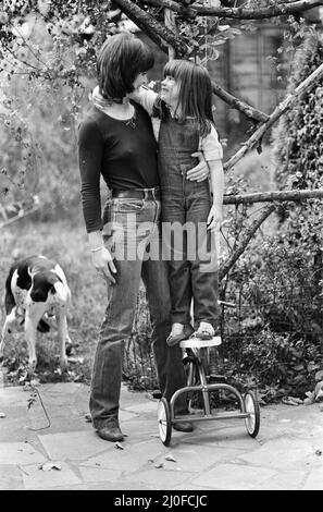 L'actrice Judy Loe avec sa fille Katie Beckinsale. 5th octobre 1979. Banque D'Images