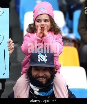 Naples, Campanie, Italie. 19th mars 2022. Dans Picture Supporters Naples pendant la série italienne Un match de football SSC Napoli vs AC Udinese sur Marce 19, 2022 au stade Diego Armando Maradona à Naples. (Image de crédit : © Fabio Sasso/ZUMA Press Wire) Banque D'Images