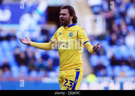 Reading, Royaume-Uni. 19th mars 2022. Bradley Dack de Blackburn Rovers en action pendant le jeu. EFL Skybet Championship Match, Reading v Blackburn Rovers au Select car Leasing Stadium à Reading le samedi 19th mars 2022. Cette image ne peut être utilisée qu'à des fins éditoriales. Utilisation éditoriale uniquement, licence requise pour une utilisation commerciale. Aucune utilisation dans les Paris, les jeux ou les publications d'un seul club/ligue/joueur. photo par Steffan Bowen/Andrew Orchard sports photographie/Alay Live news crédit: Andrew Orchard sports photographie/Alay Live News Banque D'Images