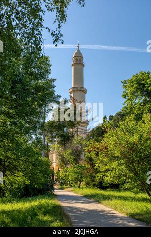 Minaret dans le quartier de Valtice Lednice, République tchèque Banque D'Images