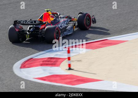 Circuit international de Bahreïn, Sakhir, Bahreïn le 19 mars 2022 Sergio Perez 11 (MEX), HONDA Red Bull Racing RB18 pendant la FORMULE 1 GULF AIR BAHREÏN GRAND PRIX 2022, Phil Duncan Banque D'Images