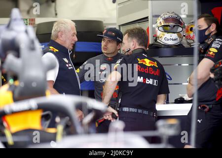 VERSTAPPEN Max (Ned), Red Bull Racing RB18, portrait MATESCHITZ Dietrich (aut), Red Bull CEO, portrait HORNER Christian (gbr), Team principal de Red Bull Racing, portrait pendant la Formule 1 Gulf Air Bahreïn Grand Prix 2022, 1st tour du Championnat du monde de Formule 1 de la FIA 2022, sur le circuit international de Bahreïn, Du 18 au 20 mars 2022 à Sakhir, Bahreïn - photo : DPPI/DPPI/LiveMedia Banque D'Images