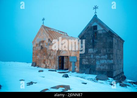 Monastère Horomayr en hiver. Église apostolique arménienne Banque D'Images