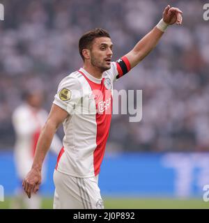 AMSTERDAM, PAYS-BAS - MARS 20: Dusan Tadic d'Ajax pendant le match néerlandais Eredivisie entre AFC Ajax et Feyenoord à l'arène Johan Cruijff le 20 mars 2022 à Amsterdam, pays-Bas (photo de Peter Lous/Orange Pictures) Banque D'Images