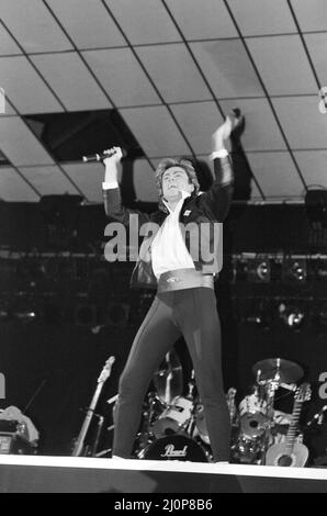 Groupe pop Wham! En concert à Whitley Bay. Décembre 1984. Groupe pop Wham! En concert à Whitley Bay Ice Rink. L'ouverture du Grand Tour. 4th décembre 1984. Banque D'Images