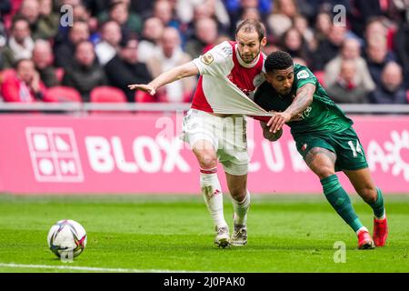 Amsterdam - Daley aveugle d'Ajax, Reiss Nelson de Feyenoord lors du match entre Ajax et Feyenoord à l'arène Johan Cruijff le 20 mars 2022 à Amsterdam, pays-Bas. (Box to Box Pictures/Tom Bode) Banque D'Images