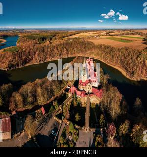 Vue panoramique sur le château de Czocha Banque D'Images