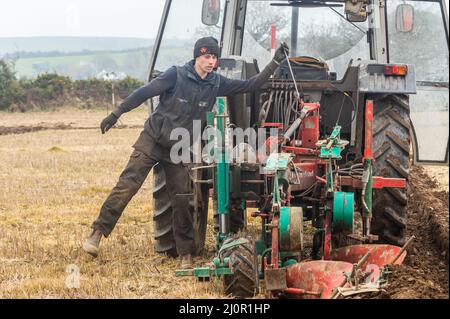 Kilmeen, West Cork, Irlande. 20th mars 2022. Un match de labour a eu lieu aujourd'hui sur les terres de John et Declan Buttimer, Rossmore. Un grand nombre de concurrents ont participé à ce qui est l'avant-dernier match de labour de la saison avec le match Kilbrittain le week-end prochain. Geoff Wycherley, de Barryroe, était en compétition. Crédit : AG News/Alay Live News Banque D'Images