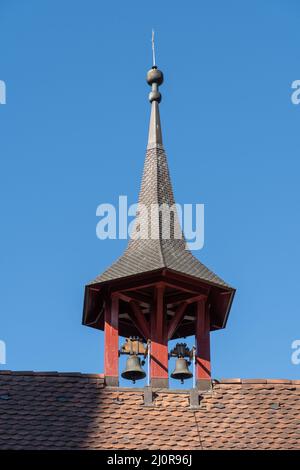 Rapperswil, Suisse 27 février 2022 petit clocher au sommet d'une église Banque D'Images