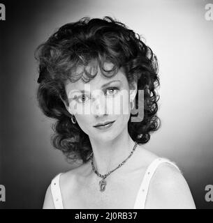 Judi Trott actrice, qui stars comme Lady Marian dans Robin de Sherwood, une production HTV. Studio Pix 14 mai 1984. Banque D'Images