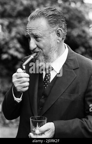 Ramon Castro, frère du célèbre Fidel Castro (qui était à l'époque président de Cuba). Ramon est représenté, lors d'une réception à l'ambassade de Cuba. 8 Juillet 1984 Banque D'Images