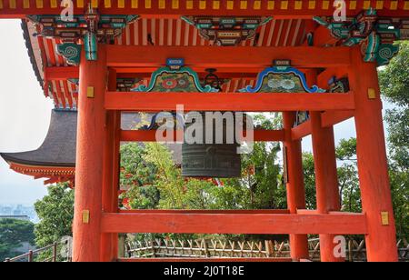 Clocher du temple Kiyomizu-dera. Kyoto. Japon Banque D'Images