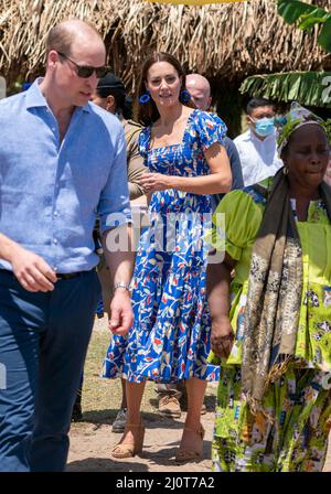 Le duc et la duchesse de Cambridge participant au Festival de la culture de Garifuna à Hopkins, un petit village sur la côte qui est considéré comme le centre culturel de la communauté de Garifuna à Belize, lors de leur tournée dans les Caraïbes au nom de la Reine pour marquer son Jubilé de platine. Date de la photo: Dimanche 20 mars 2022. Banque D'Images