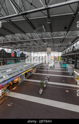 Terminal de portrait DRS de l'aéroport de Dresde en Allemagne Banque D'Images